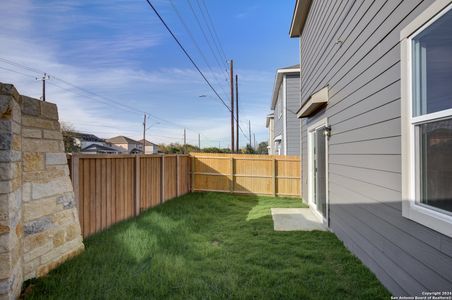 New construction Single-Family house 5935 W Hausman Rd, Unit 66, San Antonio, TX 78249 Harper - 1952- photo 28 28