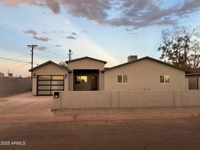 New construction Single-Family house 4819 S 19Th Pl, Phoenix, AZ 85040 - image