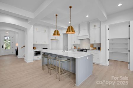 New construction Single-Family house 2816 Springway Dr, Charlotte, NC 28205 - image 9