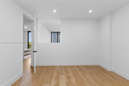 New construction Condo house 3034 Oak Ave, Unit LPH3, Miami, FL 33133 - image 19