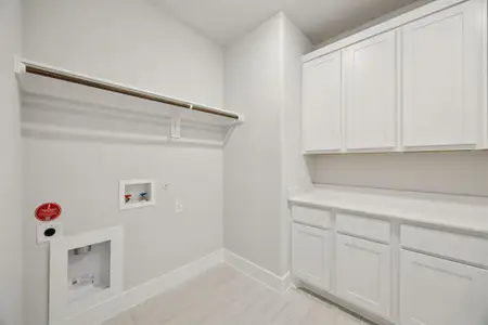 New construction Single-Family house 416 Lost Creek Trl, Waxahachie, TX 75165 - image 11