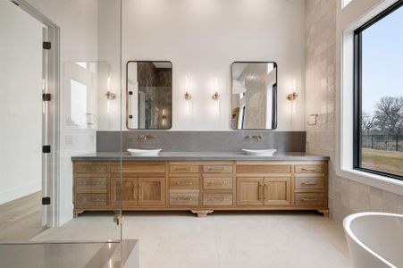 New construction Single-Family house 10621 Arrowhead Point Dr, Fort Worth, TX 76179 - image 17