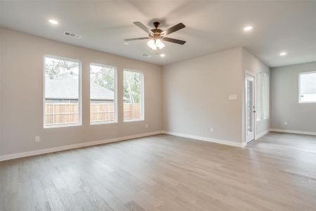 New construction Single-Family house 4532 Hogans Alley Drive, Arlington, TX 76001 Cedar- photo 11 11