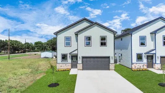 New construction Single-Family house 422 N 4th St, Beasley, TX 77417 - image
