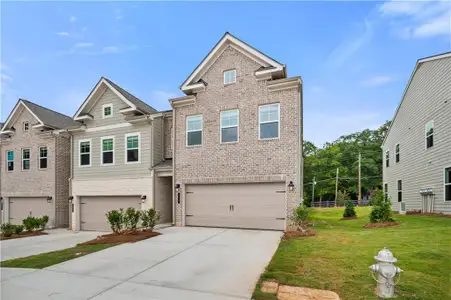 New construction Townhouse house 201 Abbotts Crossing Cir, Conyers, GA 30094 - image