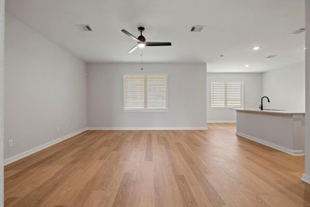 New construction Single-Family house 13924 Starboard Reach Dr, Texas City, TX 77510 - image 9