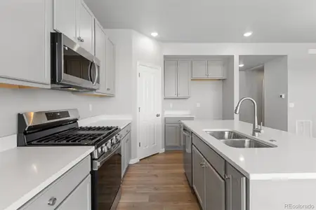 New construction Single-Family house 16953 Ballinger Cir, Mead, CO 80542 plan Keystone II - image 5