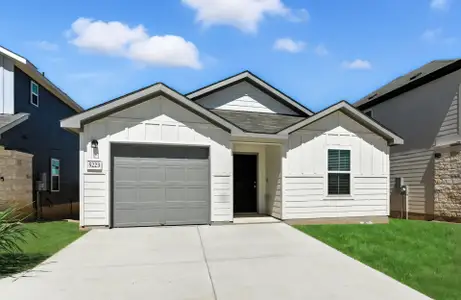New construction Single-Family house 1314 Blue Jay Ct, Santa Clara, TX 78124 plan Durant - image