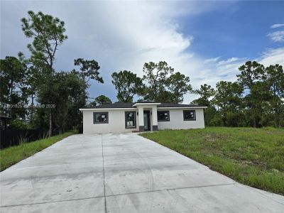 New construction Single-Family house 1031 E Hansen, Lehigh Acres, FL 33974 - image