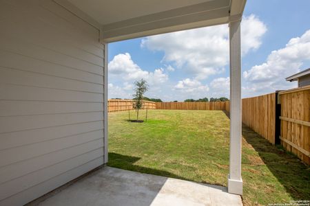 New construction Single-Family house 320 Jean St, Seguin, TX 78155 The Murray G- photo 36 36