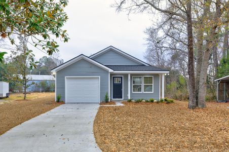 New construction Single-Family house 131 Stephanie Cir, Summerville, SC 29483 - image