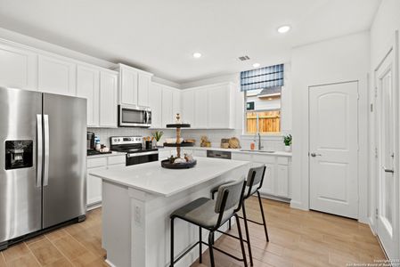 New construction Single-Family house 233 Saddle Park, Cibolo, TX 78108 - image 15