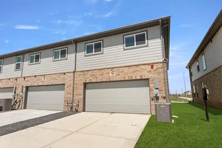 New construction Townhouse house 2770 Mariposa Creek Dr, Iowa Colony, TX 77583 plan Bowie 4B1 A - image