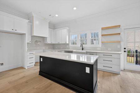 New construction Townhouse house 4812 Moonview Ln, Sugar Hill, GA 30518 - image 6