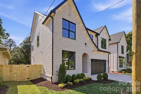 New construction Single-Family house 1637 Longfellow St, Charlotte, NC 28205 - image