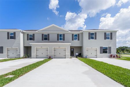 New construction Townhouse house 3325 Private Oak Dr, Apopka, FL 32703 null- photo 0