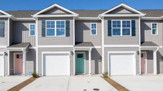 New construction Single-Family house 38 Cashmere Ct, Wilmington, NC 28411 plan Pearson Th - image