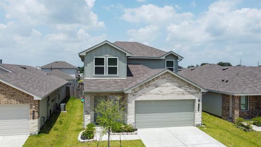New construction Single-Family house 12327 Lariat Run Dr, Houston, TX 77014 null- photo 0