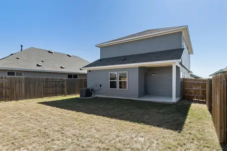 New construction Single-Family house 129 Trailstone Dr, Bastrop, TX 78602 Walker- photo 33 33