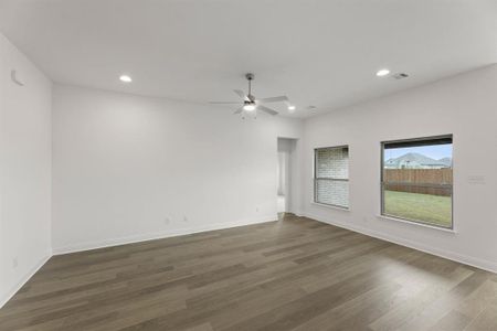 New construction Single-Family house 148 Trinity St, Grandview, TX 76050 plan Avery - image 19