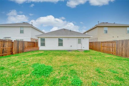 New construction Single-Family house 4127 Saltillo Lakes Dr, Baytown, TX 77521 null- photo 27 27