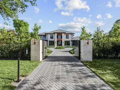 New construction Single-Family house 6690 Sw 96Th St, Pinecrest, FL 33156 - image