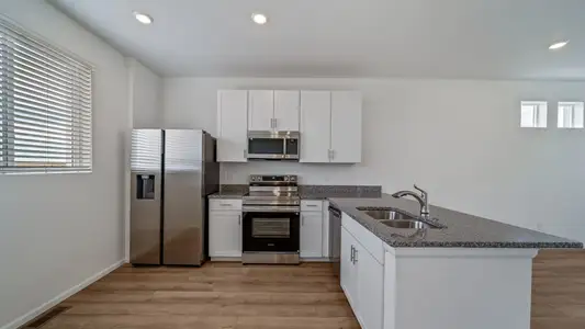 New construction Single-Family house 9989 Revere Ct, Commerce City, CO 80022 plan Landau - image 3