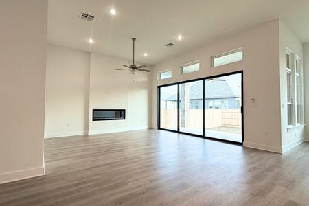 New construction Single-Family house 17313 Silverman Dr, Pflugerville, TX 78660 plan Johnson - image 15