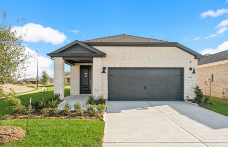 New construction Single-Family house 10317 Iris Hope Ct, Willis, TX 77318 plan Hallmark - image