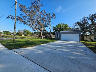 New construction Single-Family house 4502 42Nd Ave N, St. Petersburg, FL 33714 - image