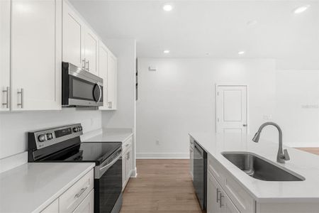 New construction Townhouse house 2438 Magnolia Reserve Rd, Ocoee, FL 34761 - image 7