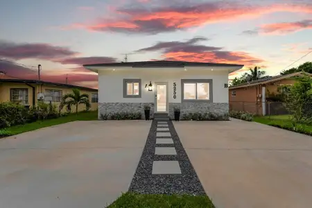 New construction Duplex house 5250 Sw 18Th St, West Park, FL 33023 - image