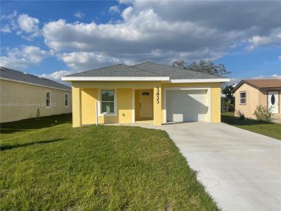 New construction Single-Family house 3433 Jeffcott St, Fort Myers, FL 33916 - image