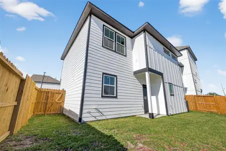 New construction Single-Family house 6702 Metro Blvd, Unit 52, Houston, TX 77083 - image 3