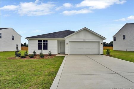 New construction Single-Family house 737 Caelin Farms Rd, Spring Lake, NC 28390 - image