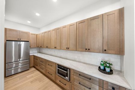 New construction Single-Family house 9007 Fox Briar Ln, Boerne, TX 78006 - image 16