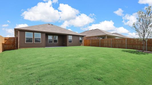 New construction Single-Family house 5444 Legends Wy, Krum, TX 76249 null- photo 36 36