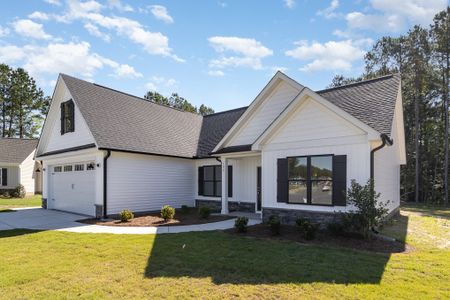 New construction Single-Family house 205 Tuscany Circle, Princeton, NC 27569 - photo 1 1