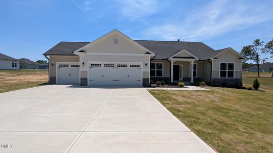 New construction Single-Family house 1640 Pecan Dr, Nashville, NC 27856 plan 3040 - image