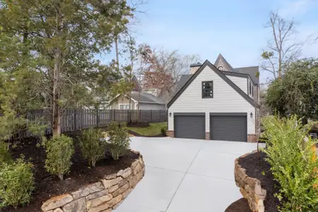 New construction Single-Family house 239 E Wesley Rd Ne, Atlanta, GA 30305 null- photo 2 2