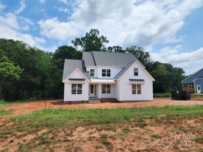 New construction Single-Family house 163 Triple Ponds Court, Clover, SC 29710 - photo 1 1