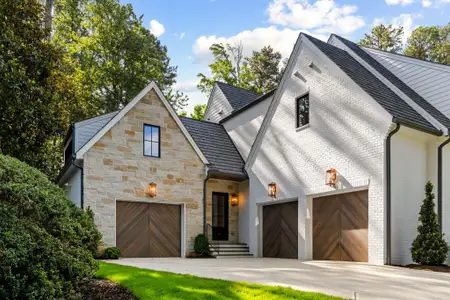 New construction Single-Family house 4431 Reid Ln, Atlanta, GA 30327 - image