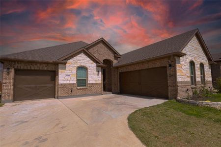 New construction Single-Family house 1305 Ballweg Road, Arlington, TX 76002 - photo 0