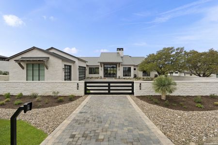 New construction Single-Family house 3672 Clubs Dr, Boerne, TX 78006 - image