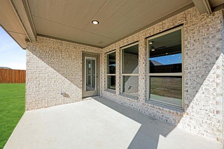 New construction Single-Family house 116 Rosewood Dr, Glenn Heights, TX 75154 Cypress II- photo 6 6