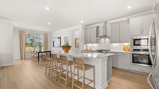 Longview Ridge: Symphony Collection 13