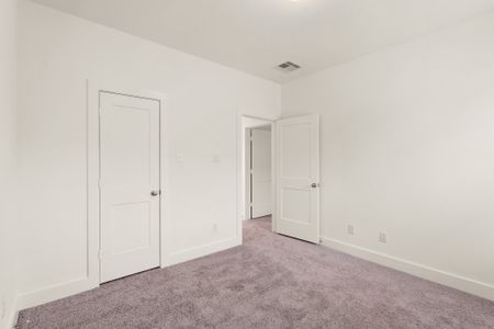 New construction Single-Family house 11922 Rice View Dr, Mont Belvieu, TX 77523 null- photo 33 33