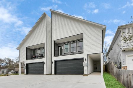 New construction Single-Family house 9026 Scott St, Houston, TX 77051 - image