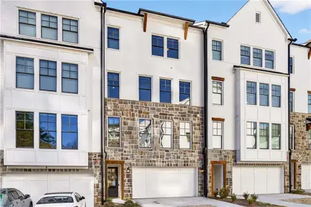 New construction Townhouse house 2722 Thornewilde Wy, Atlanta, GA 30339 - image
