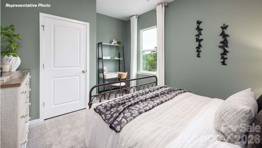 New construction Single-Family house 13146 Bristlehead Wy, Charlotte, NC 28215 plan Robie - image